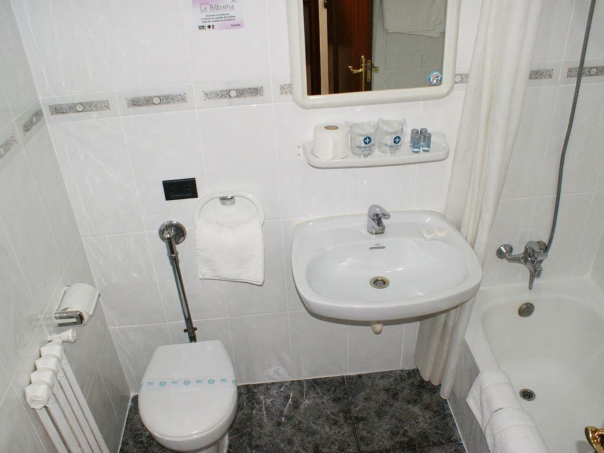 Hotel La Bilbaina Vitoria-Gasteiz Pokój zdjęcie